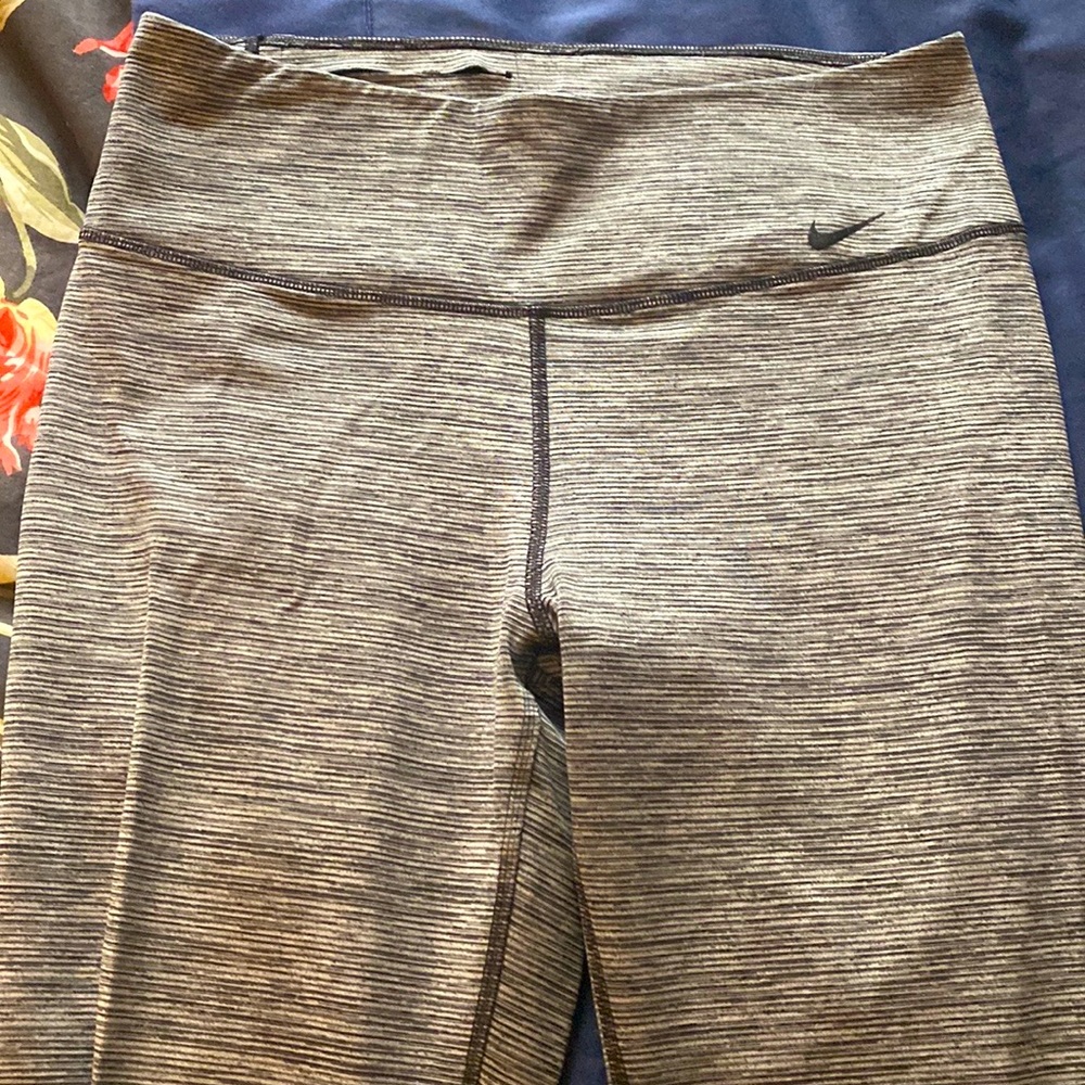 Nike dry fit leggings